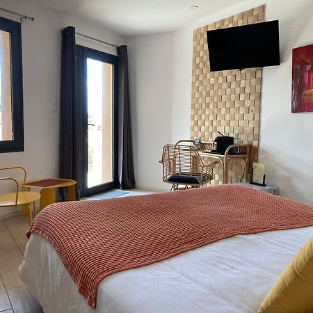 מלון פרופריאנו Casa Santa Giulia מראה חיצוני תמונה